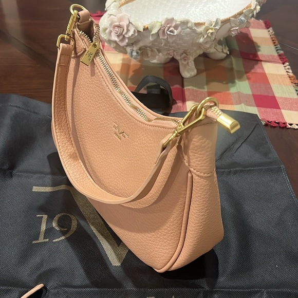 VERSACE - Picture 6 of 15